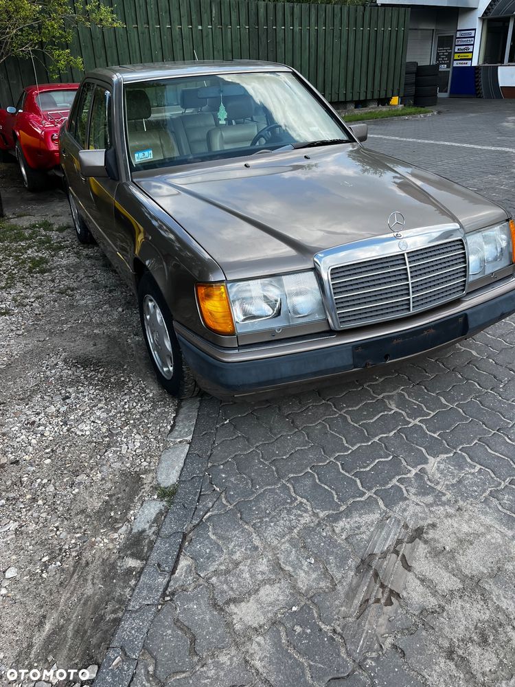 Mercedes-Benz W124 (1984-1993) - 4