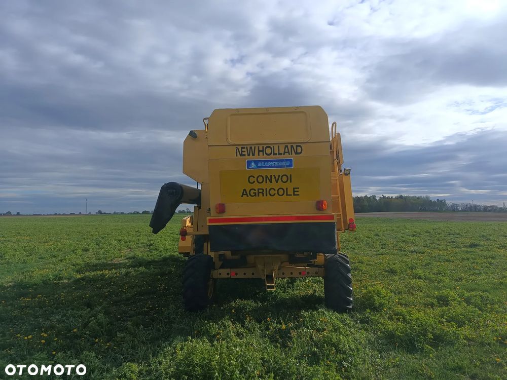New Holland TX 65 Plus - 38