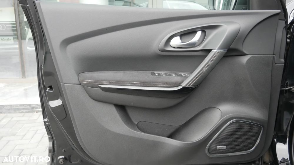 Renault Kadjar TCe 140 EDC GPF BLACK EDITION - 20