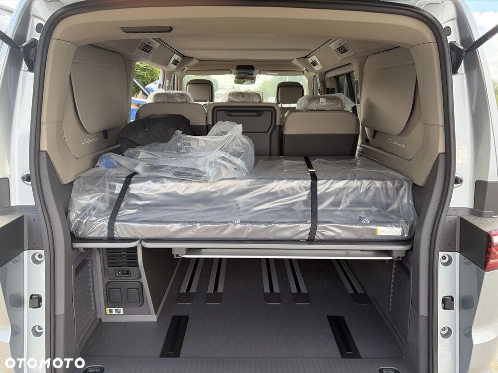 Volkswagen California - 12