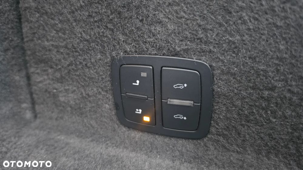 Audi Q7 3.0 TDI DPF clean diesel Quattro Tiptr - 38