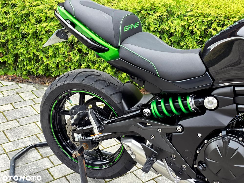 Kawasaki ER - 7