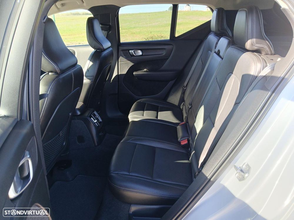 Volvo XC 40 T4 Recharge DKG Inscription - 18