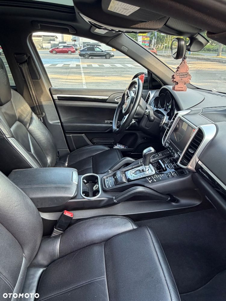 Porsche Cayenne Platinum Edition - 5