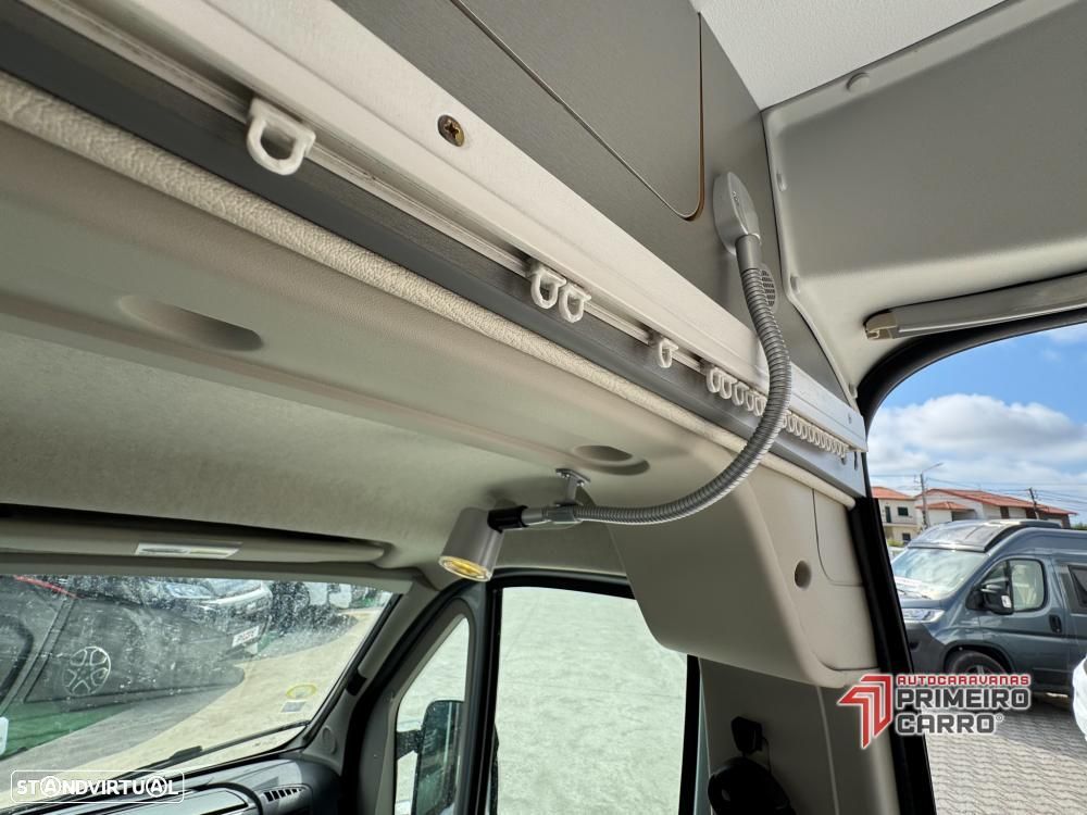 Adria Twin 150cv furgão - 32