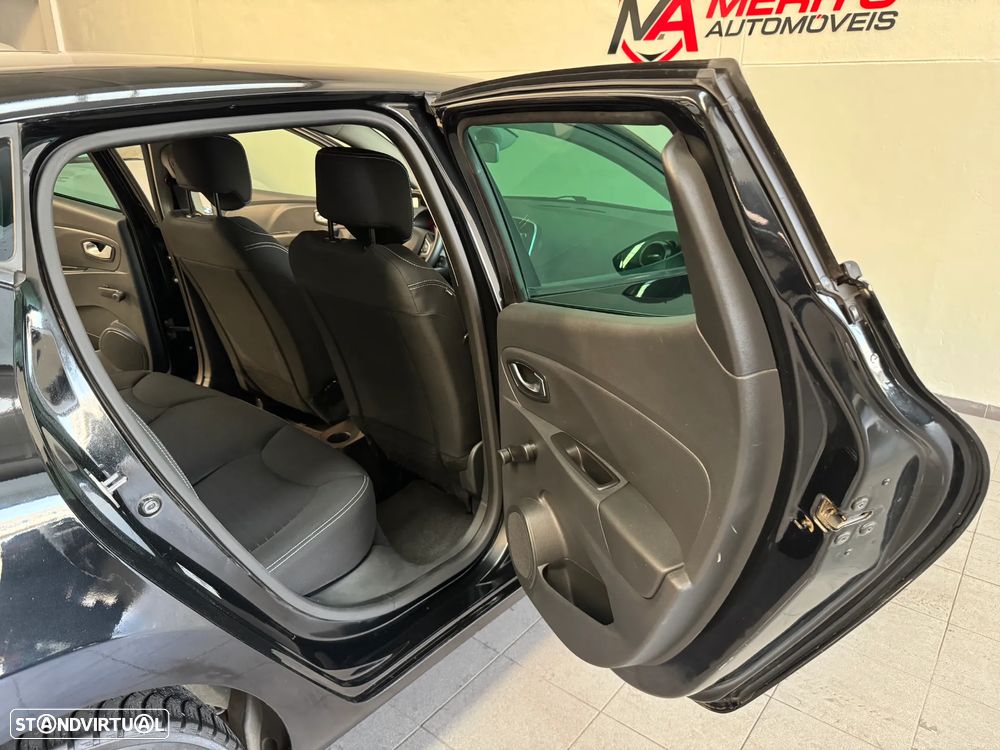 Renault Clio TCe 90 Limited - 21