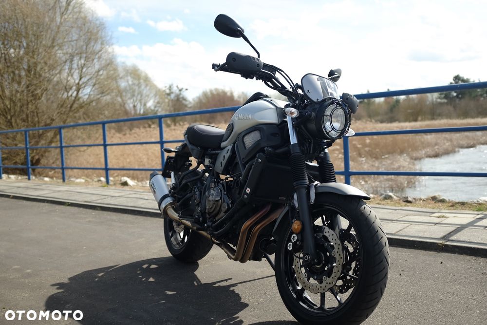 Yamaha XSR - 2