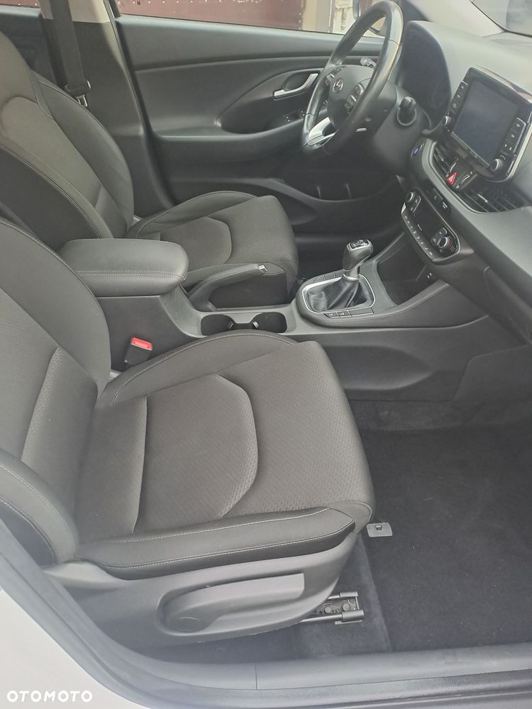 Hyundai i30 1.6 CRDi Premium - 15