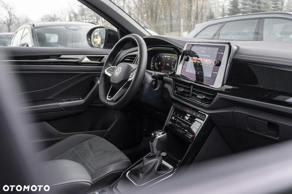 Volkswagen T-Roc - 14