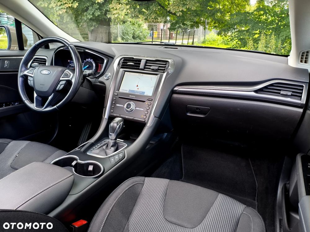 Ford Mondeo - 30