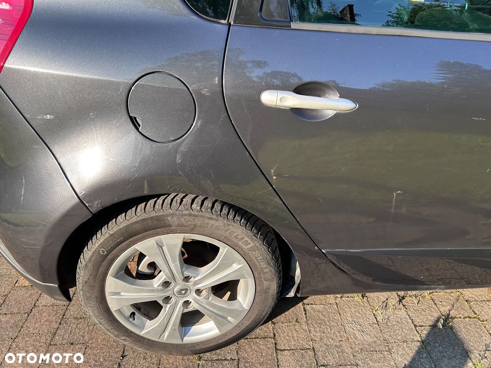 Renault Scenic 1.6 16V 110 Authentique - 17