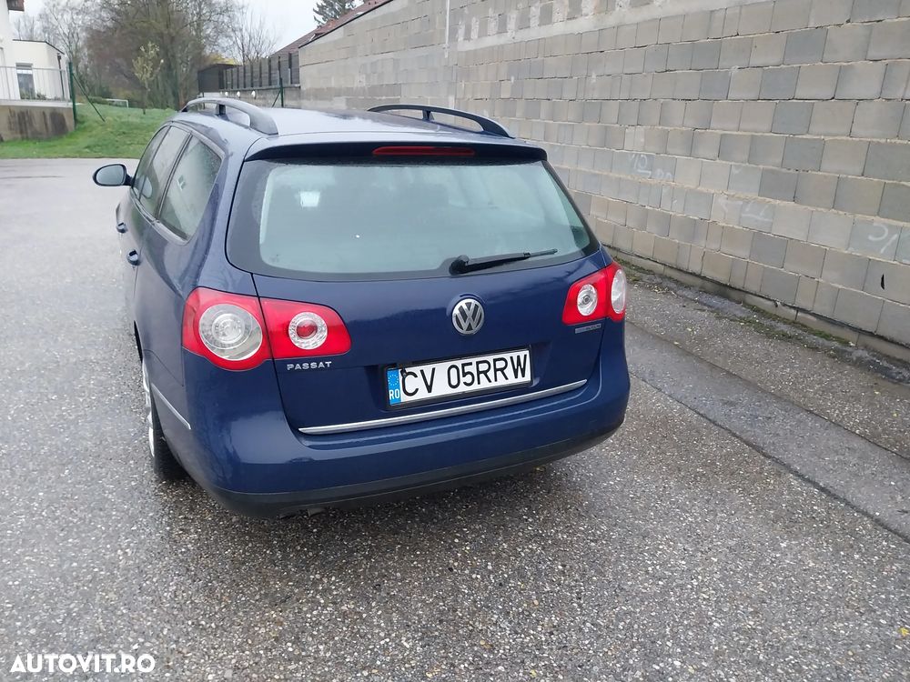 Volkswagen Passat 1.9TDI Trendline DPF BlueMotion - 1