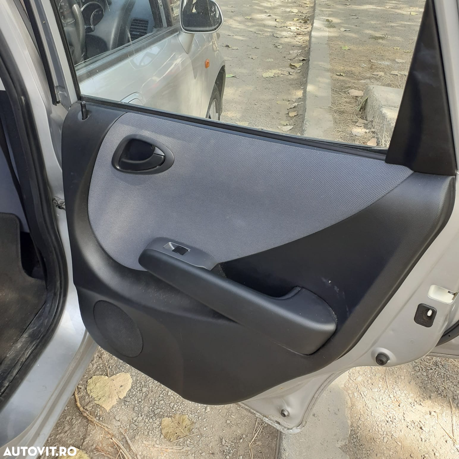 Dezmembrari  Honda JAZZ 2 (GD)  2002  > 2008 1.3 Benzina - 3