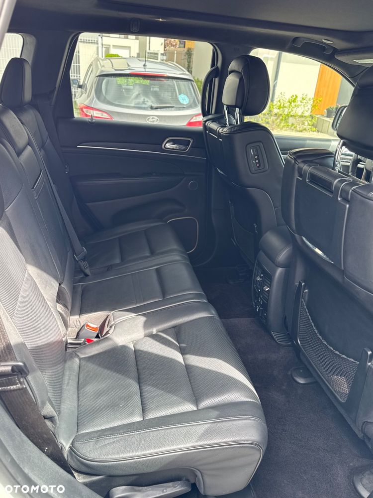 Jeep Grand Cherokee 5.7 V8 HEMI Summit - 27