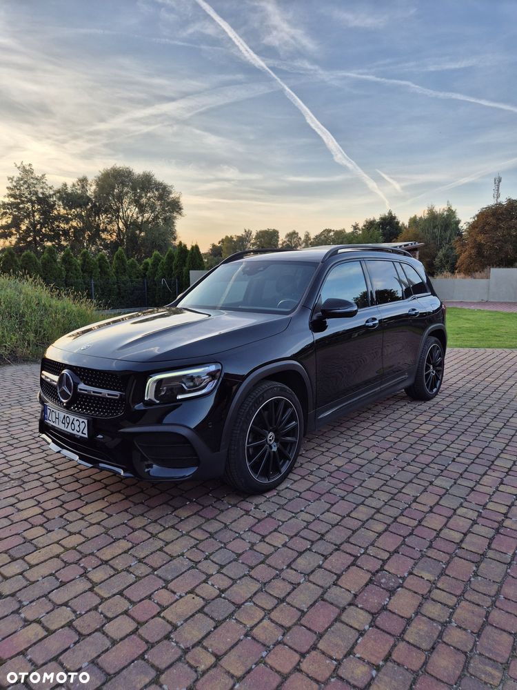 Mercedes-Benz GLB - 2