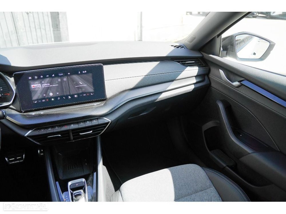 Skoda Octavia Break 2.0 TDI Sportline DSG - 22
