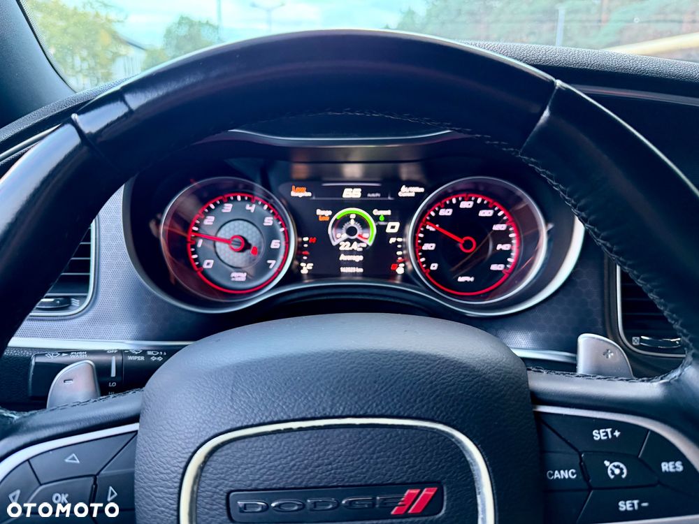 Dodge Charger 5.7 R/T - 8