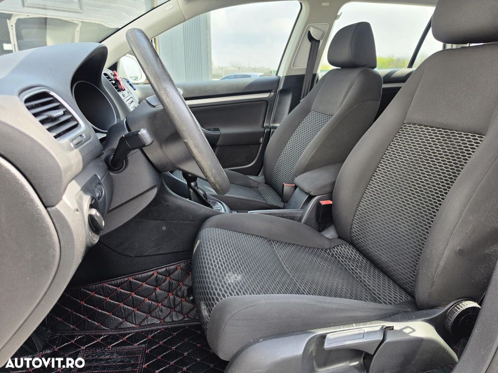 Volkswagen Golf 1.6 TDI DPF Comfortline - 10