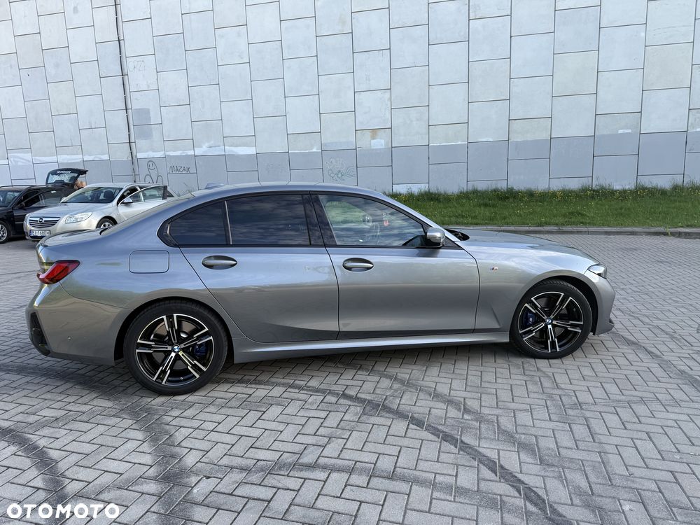 BMW Seria 3 318i - 4