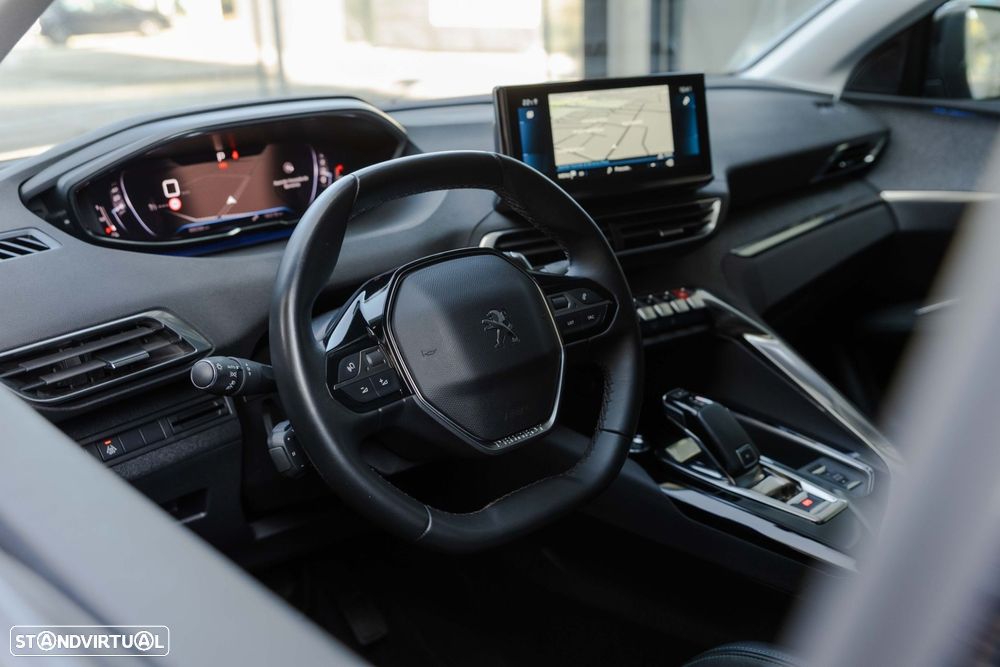 Peugeot 5008 1.2 PureTech Allure EAT8 - 11