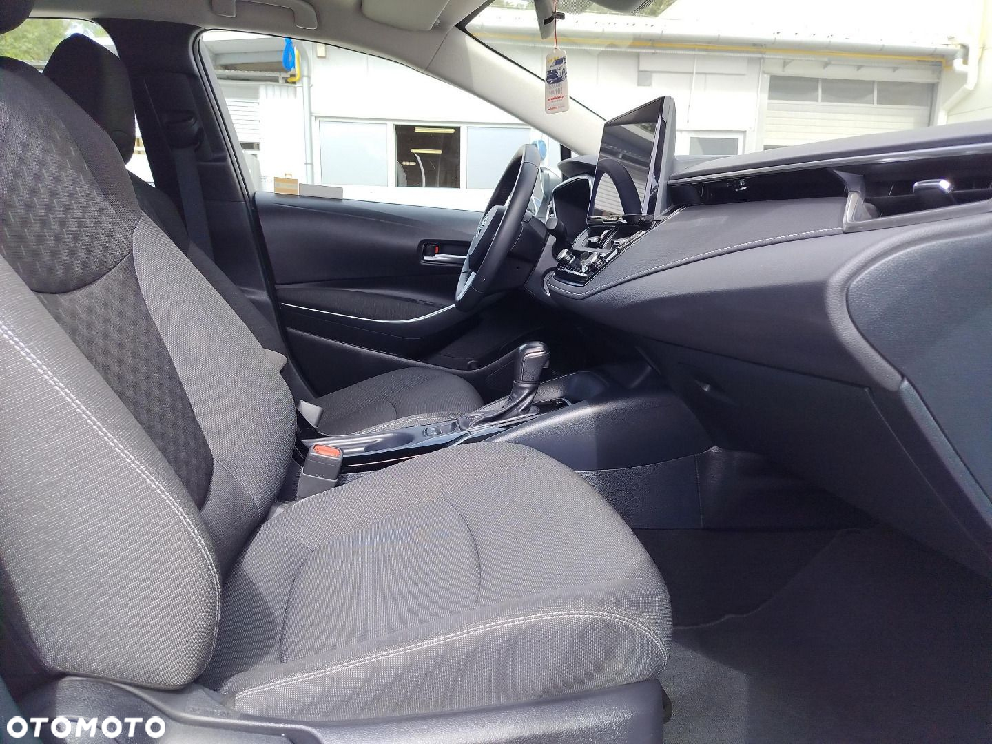 Toyota Corolla - 9
