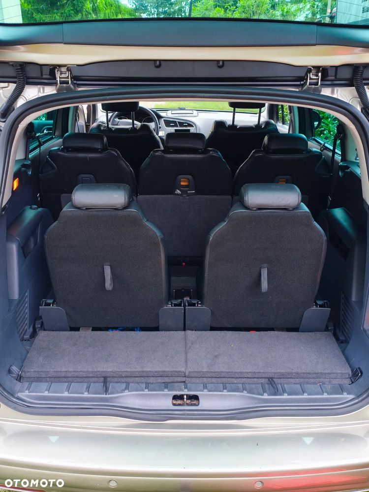 Peugeot 5008 1.6 Access 7os - 16