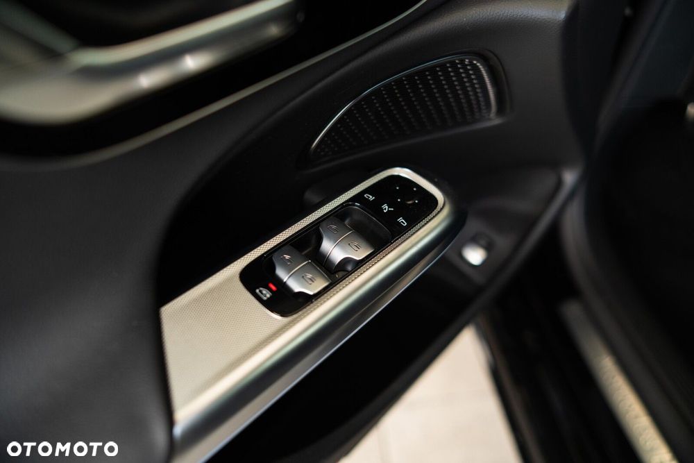 Mercedes-Benz Klasa E - 10