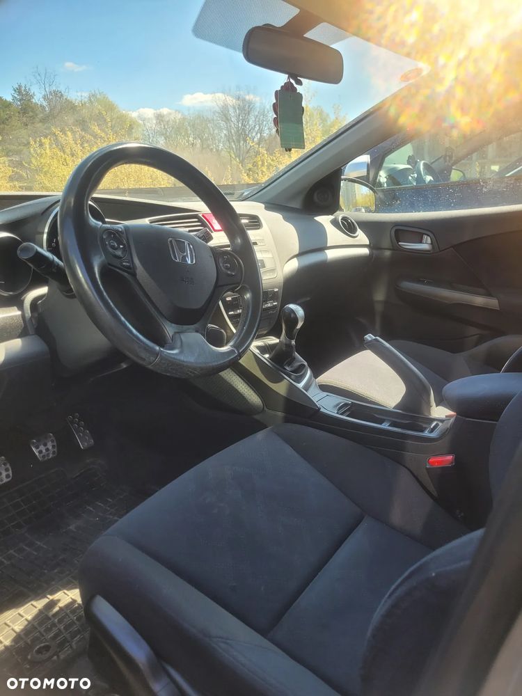 Honda Civic 1.8 Sport - 11