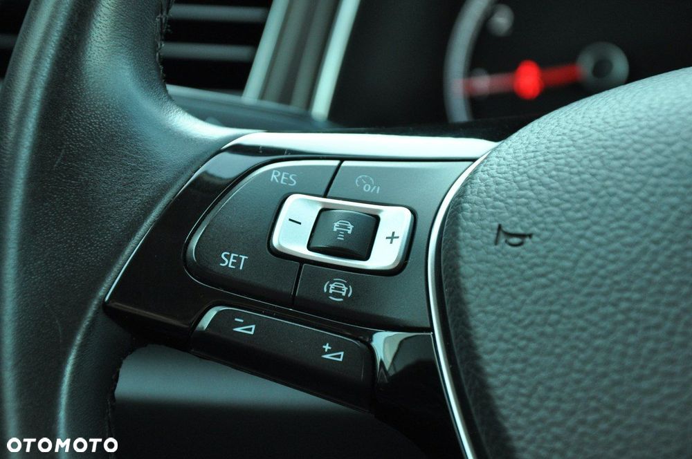 Volkswagen T-Roc 1.5 TSI ACT Advance - 17