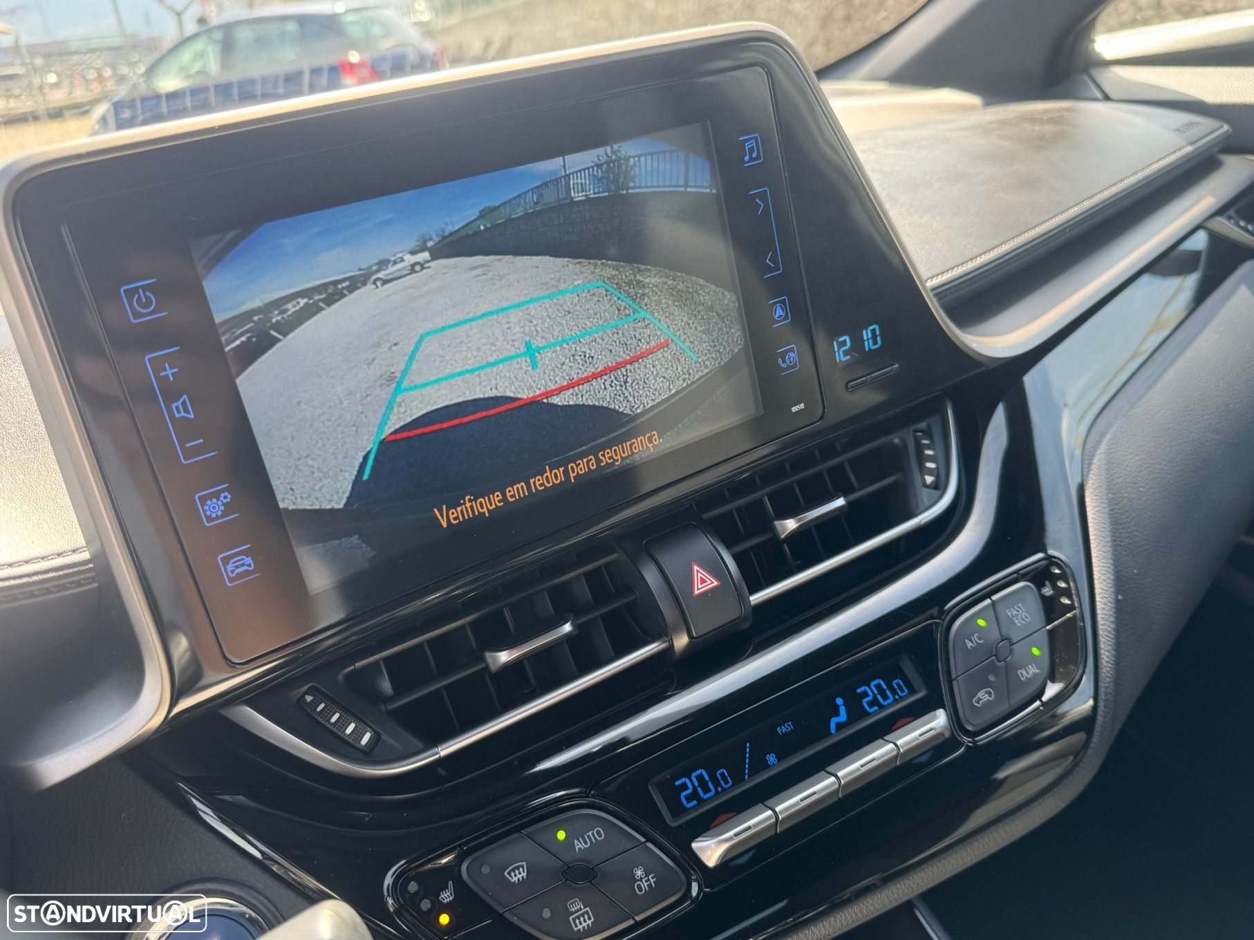 Toyota C-HR 1.8 Hybrid Exclusive - 14