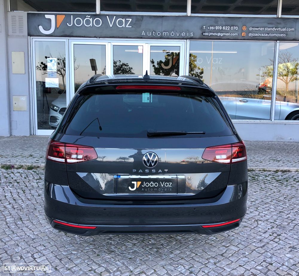 VW Passat Variant 2.0 TDI Business DSG - 15