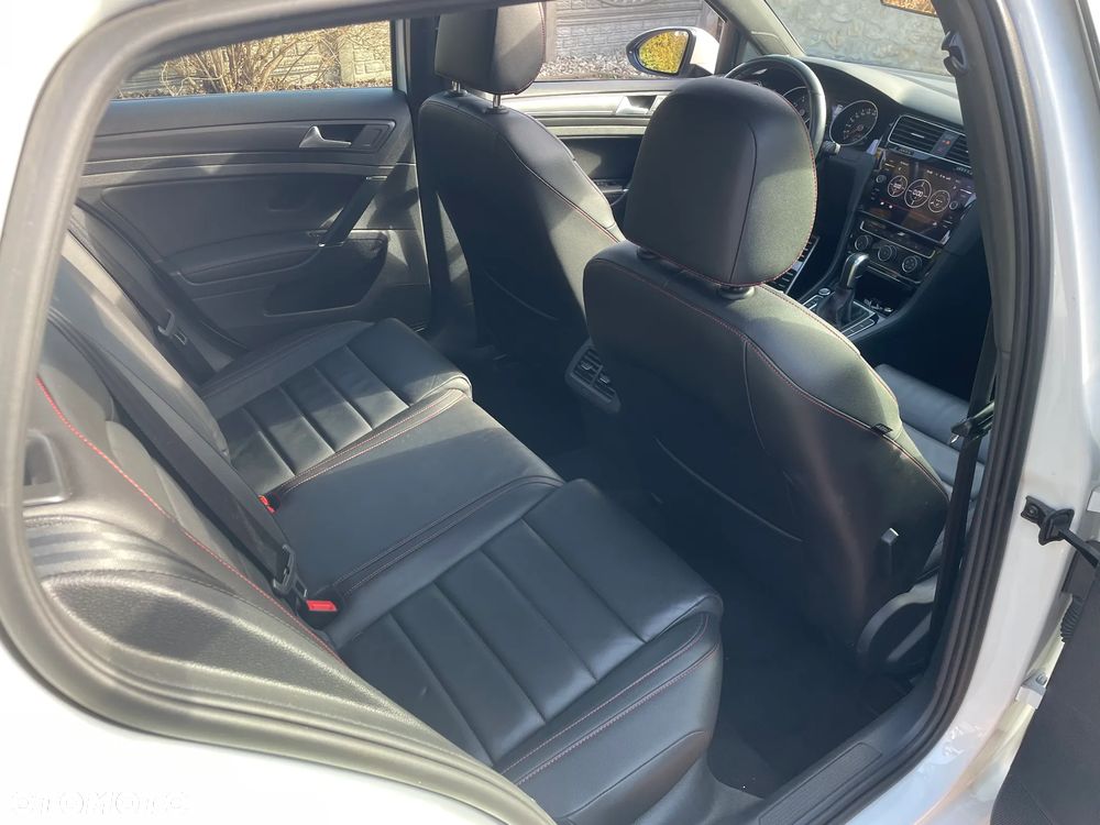 Volkswagen Golf GTI Performance BlueMotion Technology DSG - 12