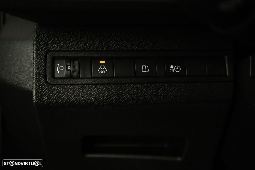 Peugeot 3008 1.6 Hybrid Allure e-EAT8 - 21