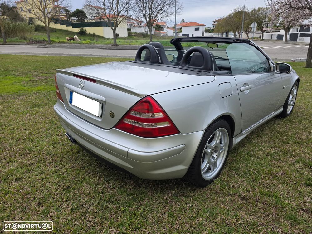 Mercedes-Benz SLK 32 AMG - 33