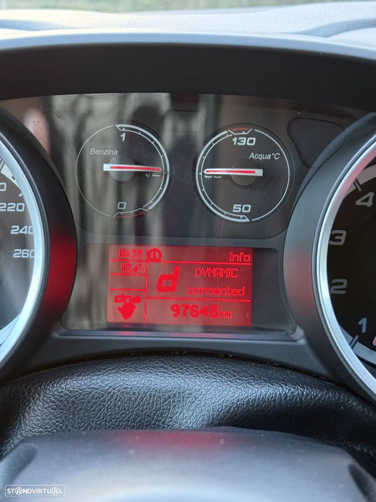 Alfa Romeo Giulietta ver-1750-tbi-quadrifoglio-verde - 19