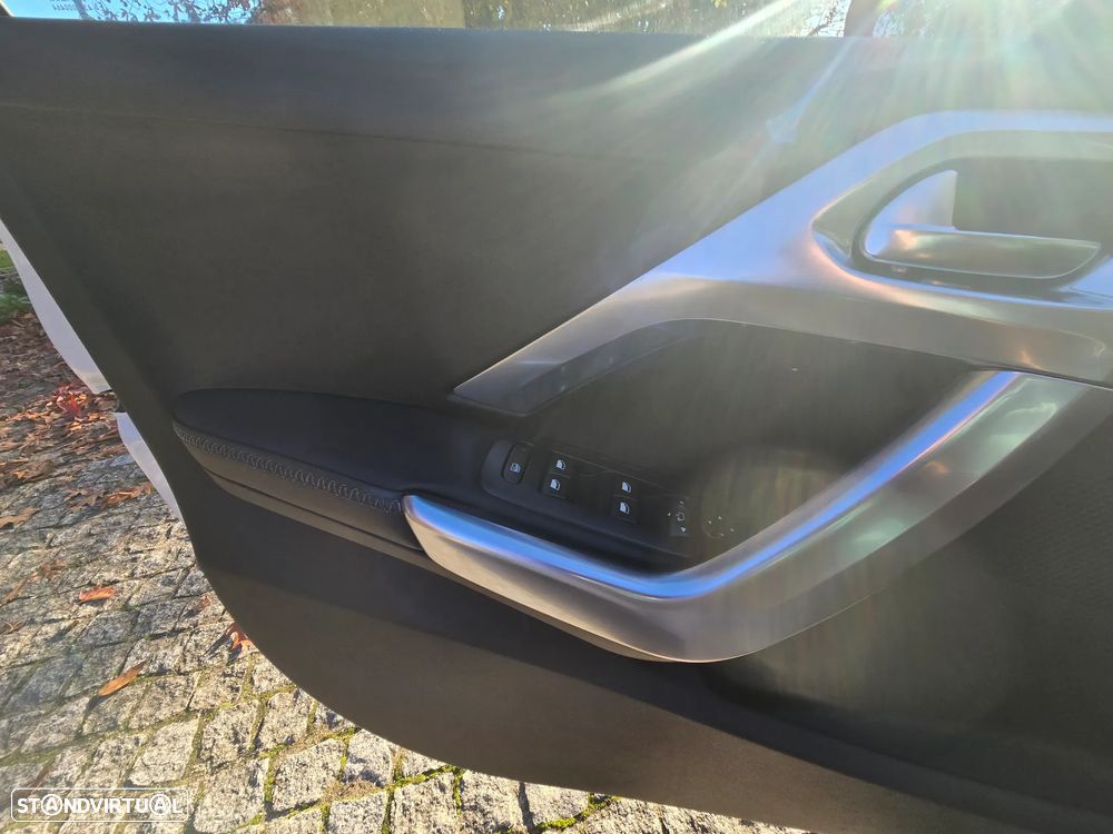 Peugeot 2008 PureTech 110 Stop&Start Crossway - 16