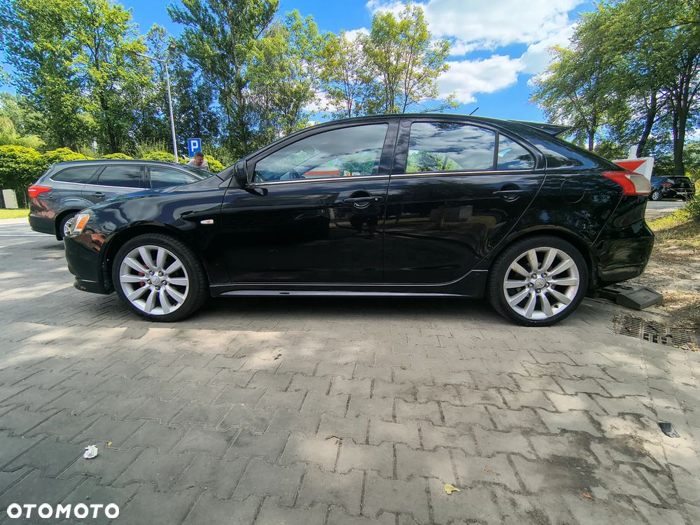 Mitsubishi Lancer 1.8 Intense - 17