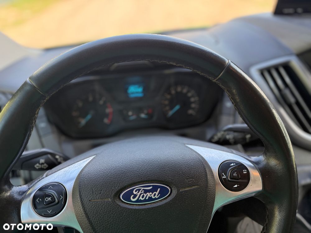 Ford Transit - 10