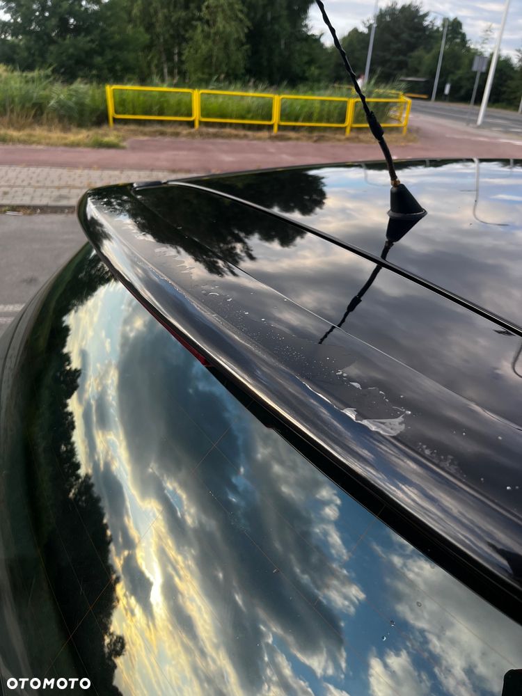 Volkswagen Golf - 12