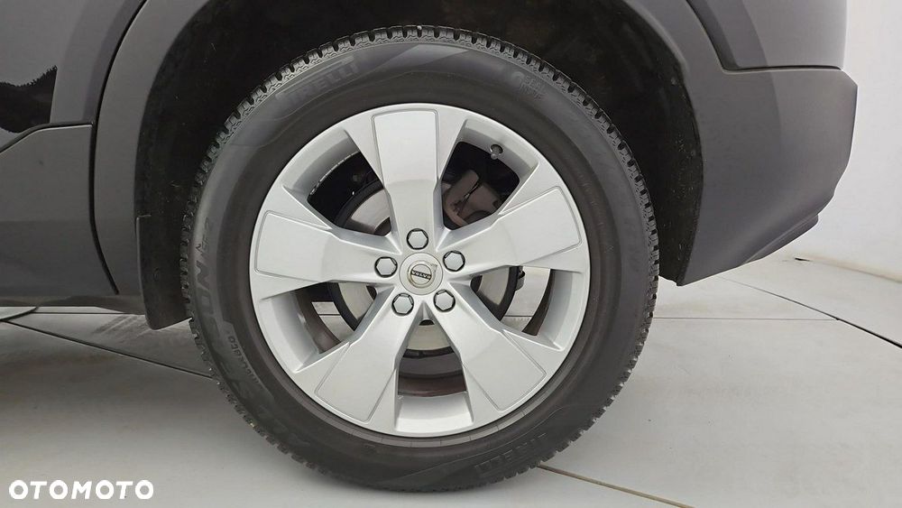 Volvo XC 40 - 25