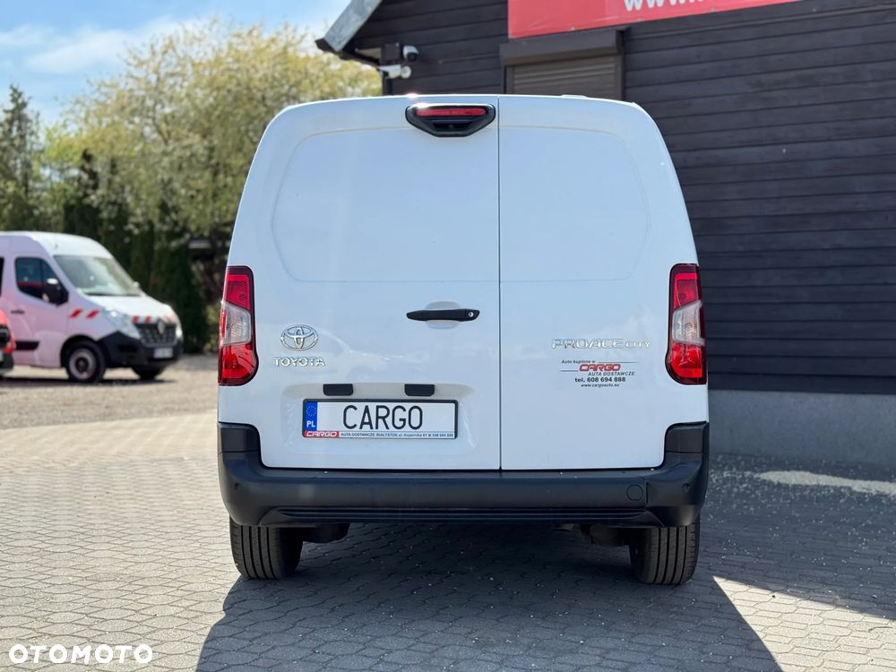 Toyota Proace City - 7