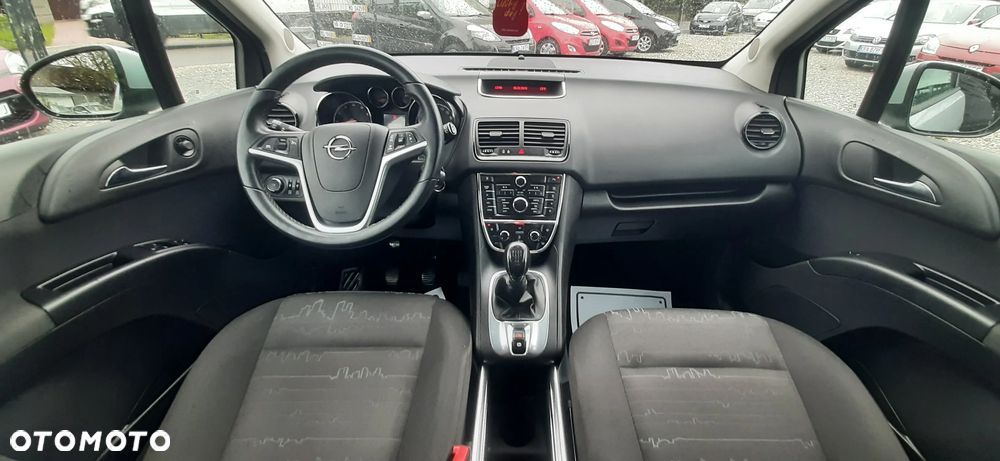 Opel Meriva - 38