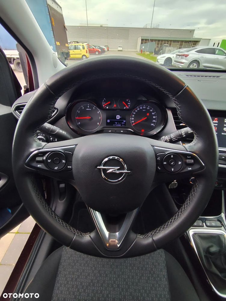 Opel Crossland X - 16