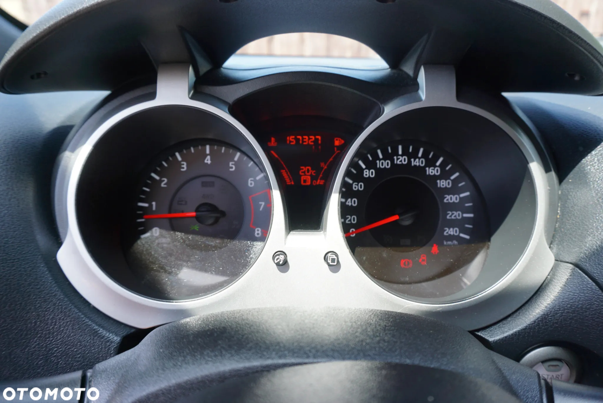 Nissan Juke 1.6 DIG-T Tekna - 25