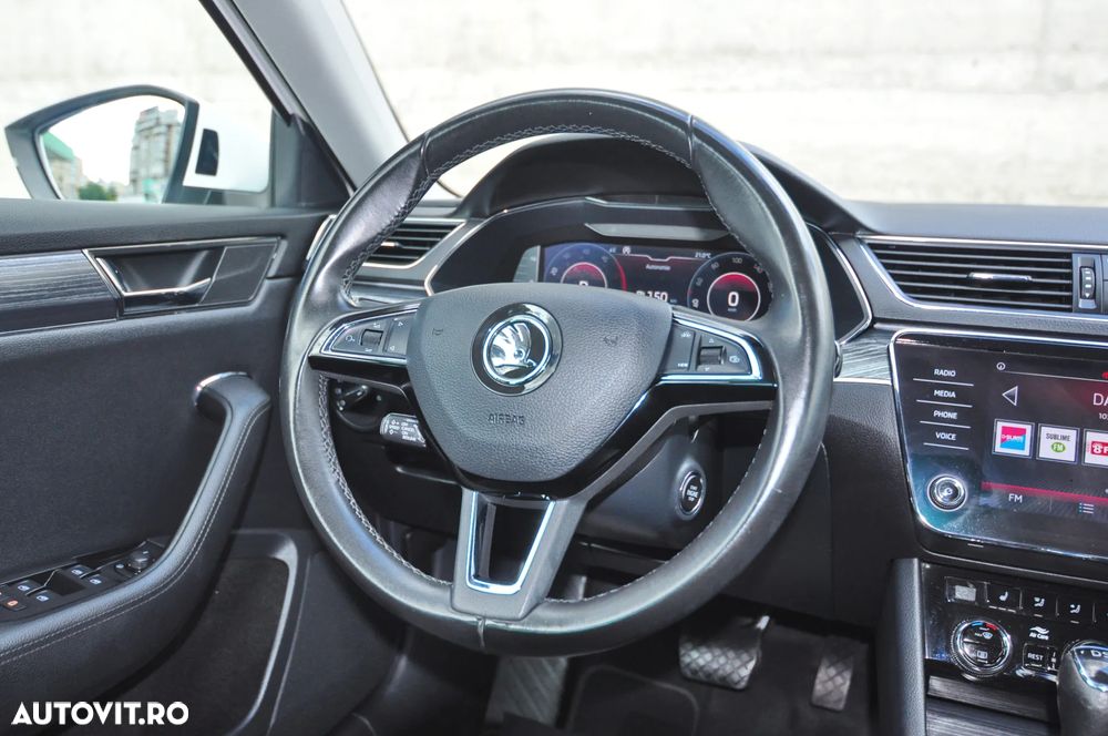 Skoda Superb 2.0 TDI DSG Ambition - 20
