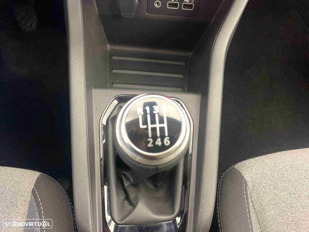 Renault Clio 1.0 TCe Evolution Bi-Fuel - 10