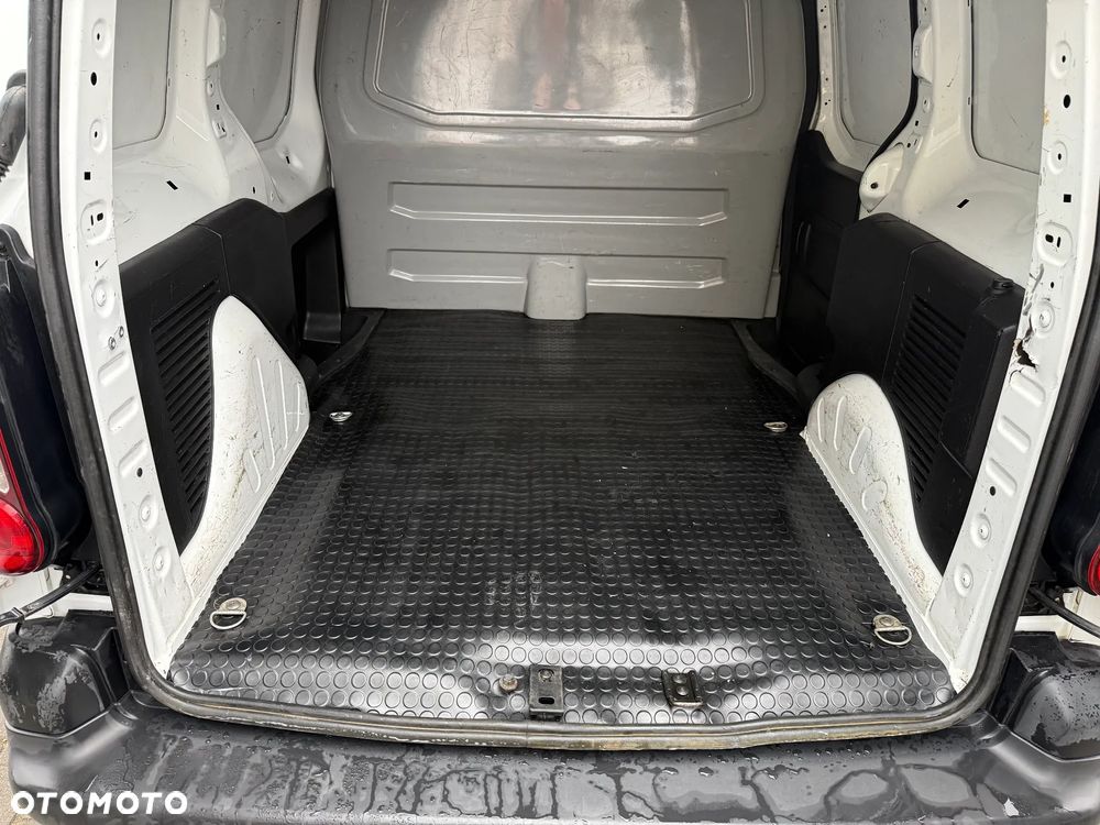 Peugeot PARTNER - 10