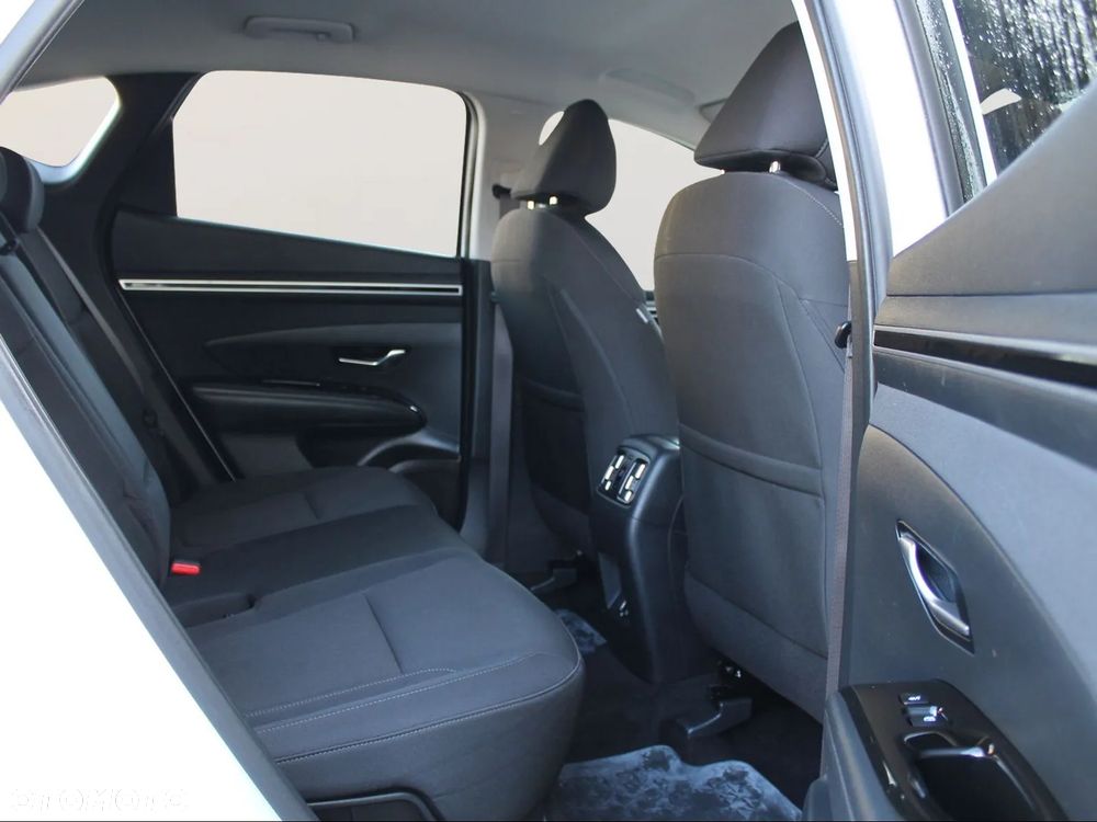 Hyundai Tucson 1.6 T-GDi Executive 2WD - 13