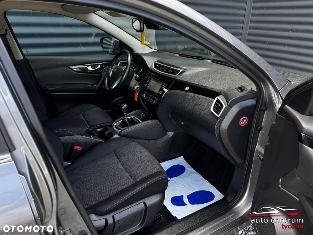 Nissan Qashqai - 10