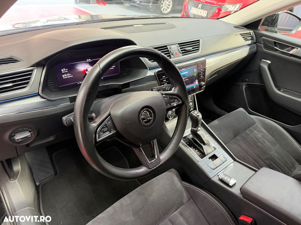 Skoda Superb 2.0 TSI 4X4 DSG Sportline - 12